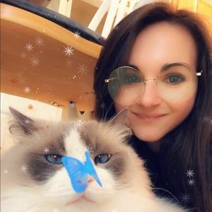 Meet your Posher, Addi